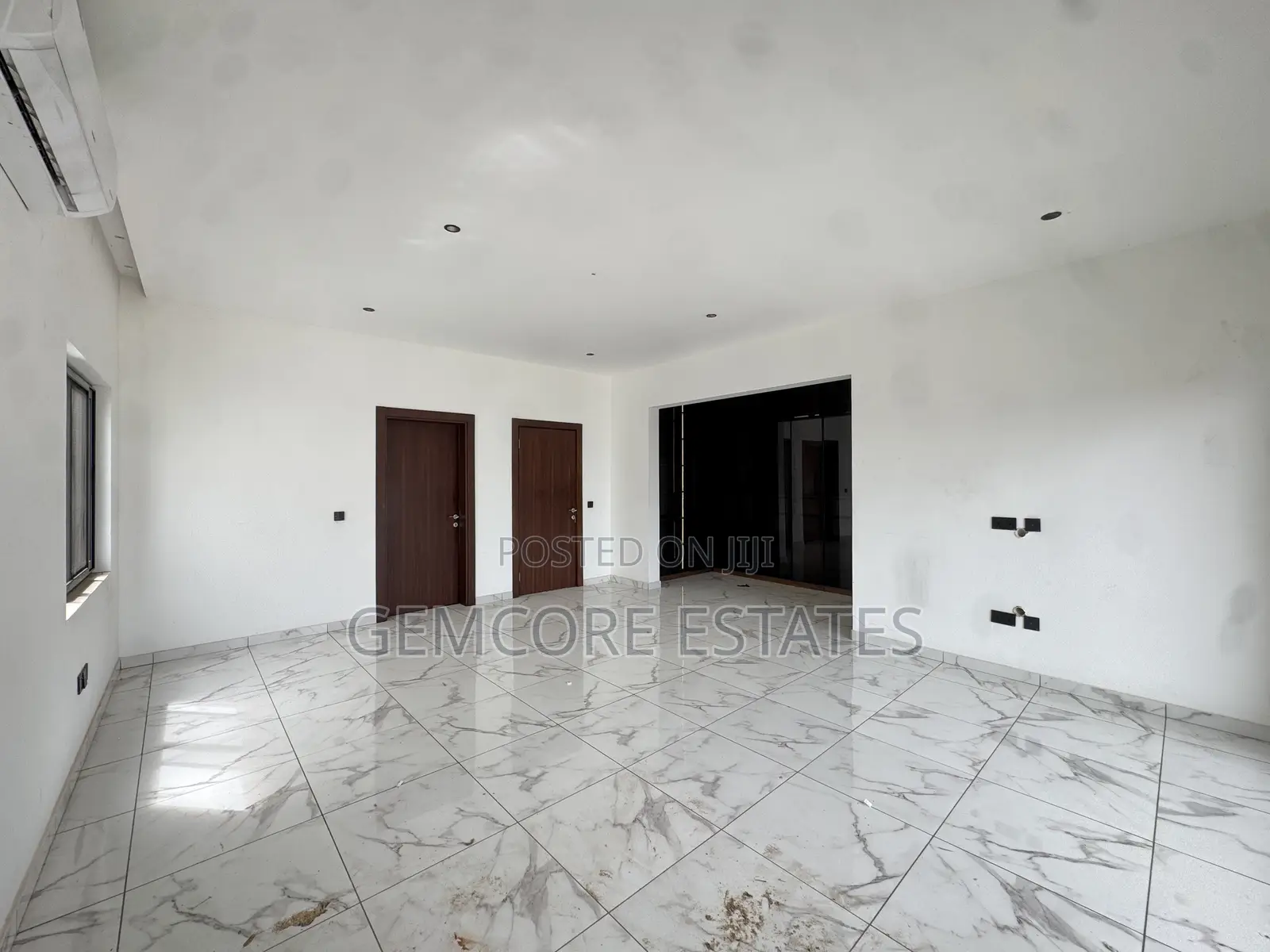 4bdrm House in School Junction, Ashaley Botwe for rent