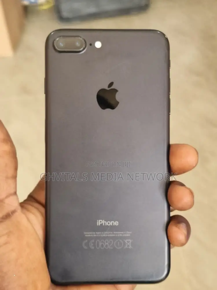 Apple iPhone 7 Plus 128 GB Black