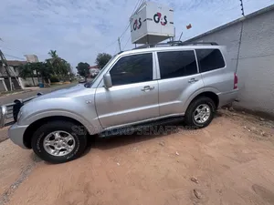 Mitsubishi Pajero 2006 Gray