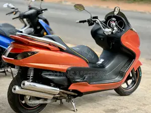 Yamaha Majesty 2019 Orange