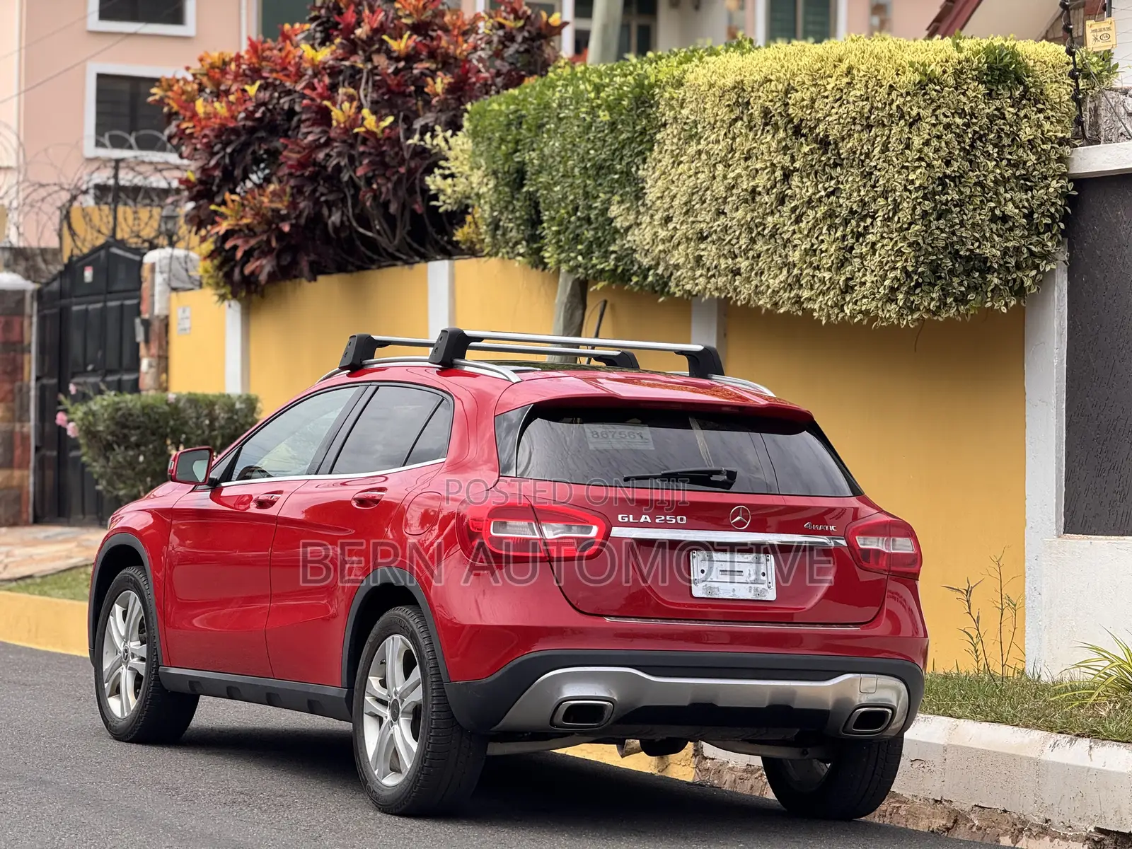 Mercedes-Benz GLA 250 2018 Red