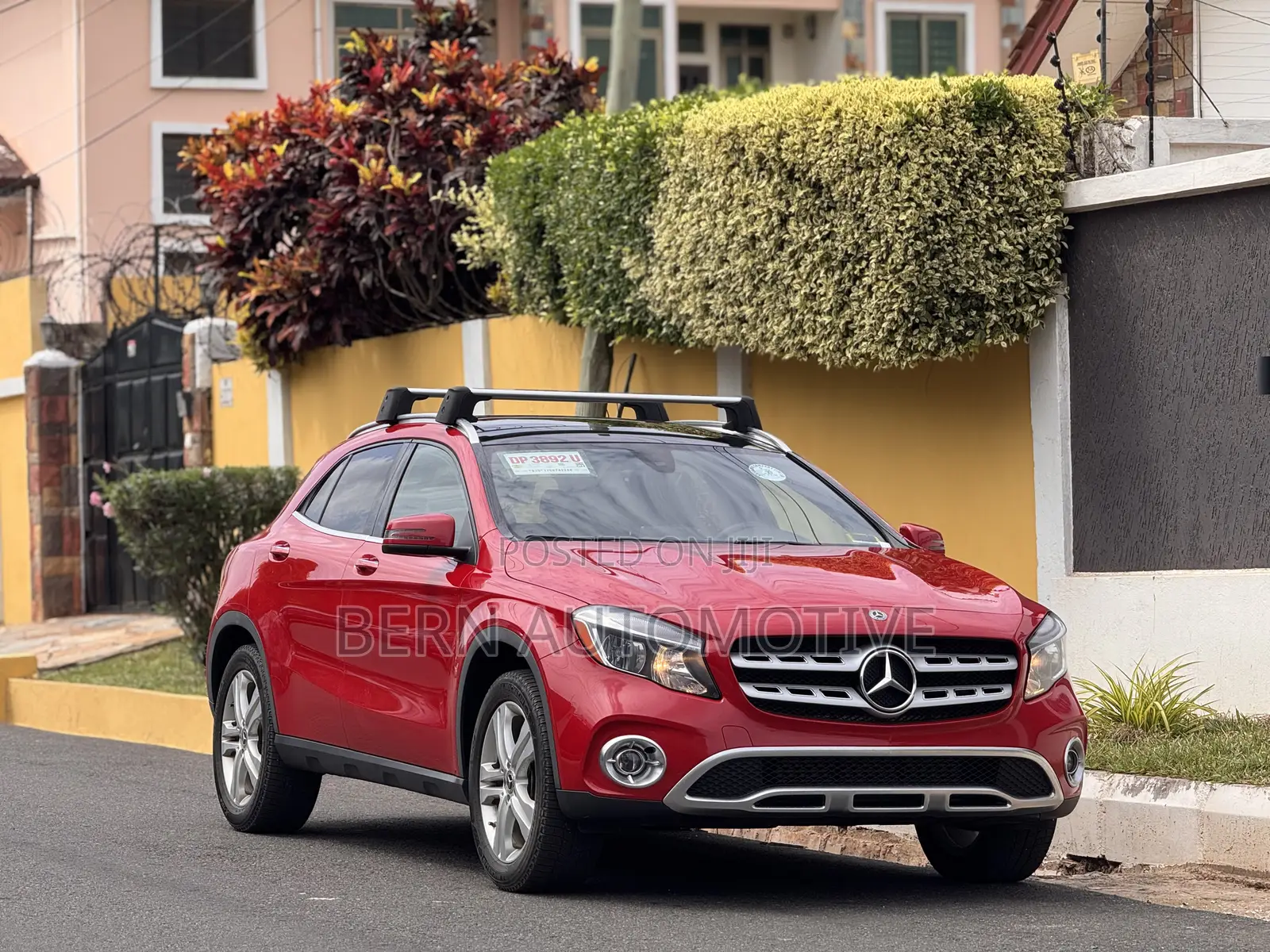 Mercedes-Benz GLA 250 2018 Red