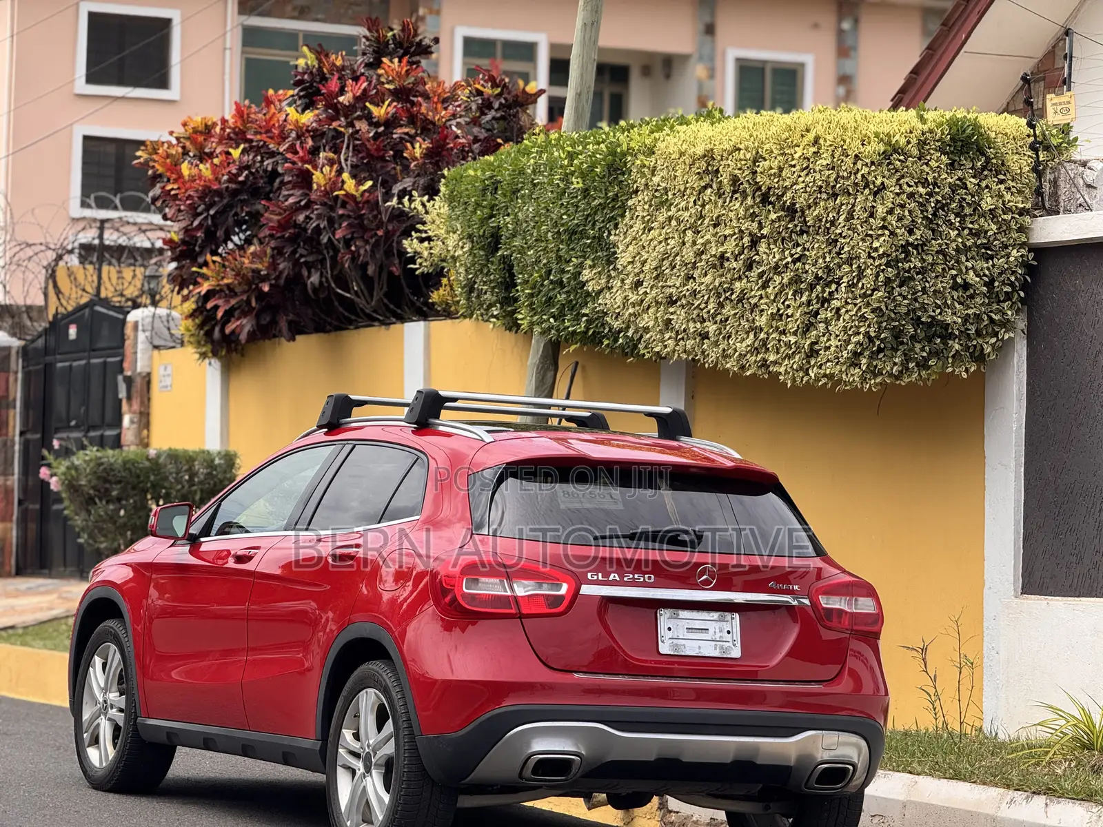 Mercedes-Benz GLA 250 2018 Red