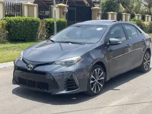 Toyota Corolla SE 4dr Sedan (1.8L 4cyl CVT) 2017 Blue