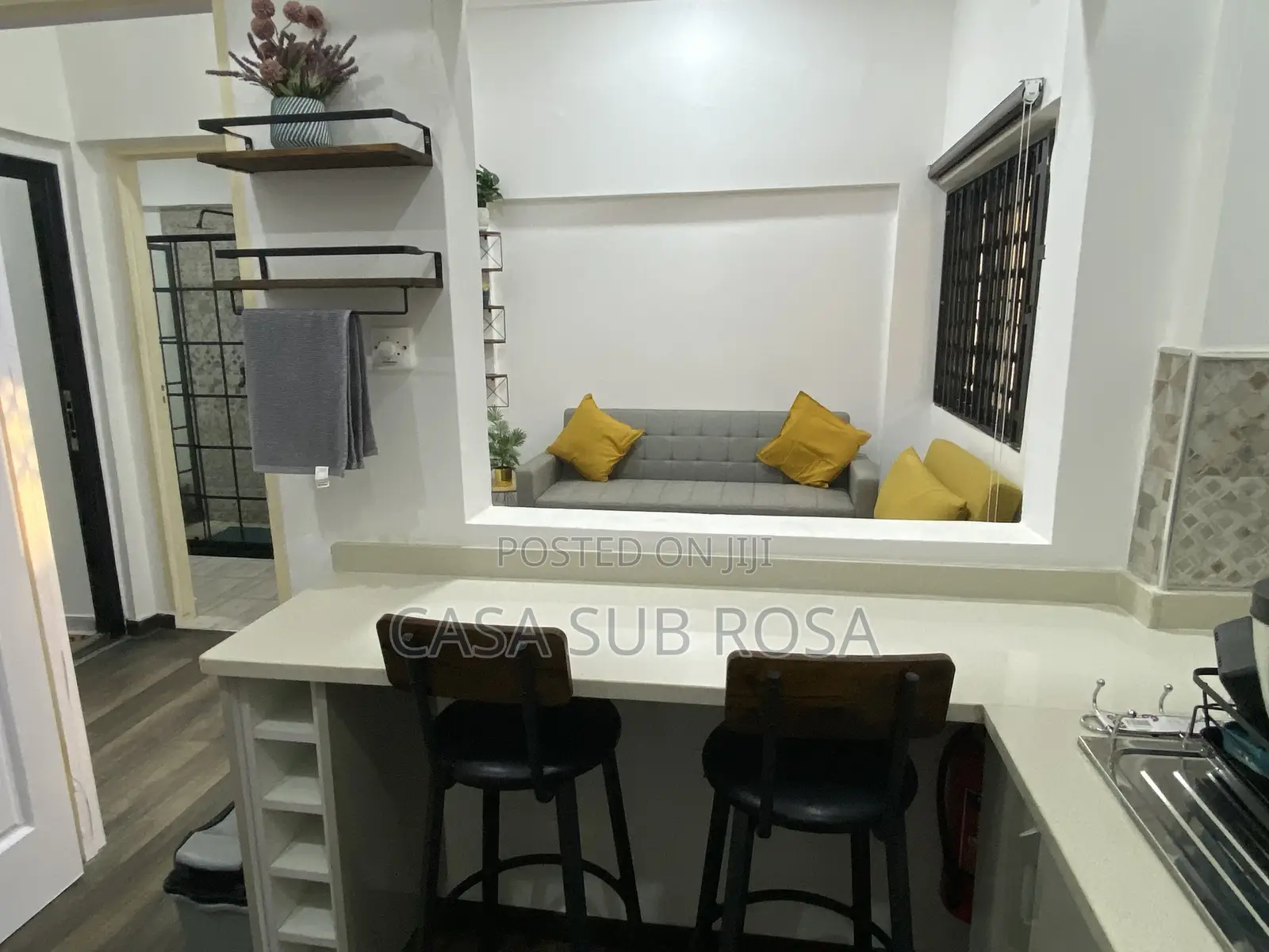 1 Bed Modern Private Apt., C26 Tema, Short Stays Weekend Getaways
