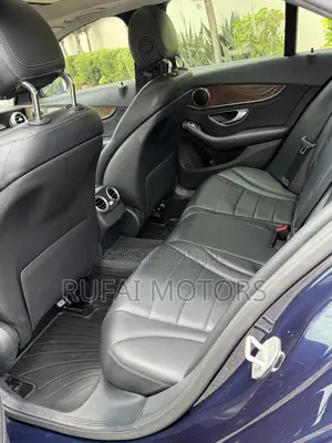 Mercedes-Benz C300 Sport 4Matic Sedan AWD (2.0L 4cyll 7A) 2016 Blue