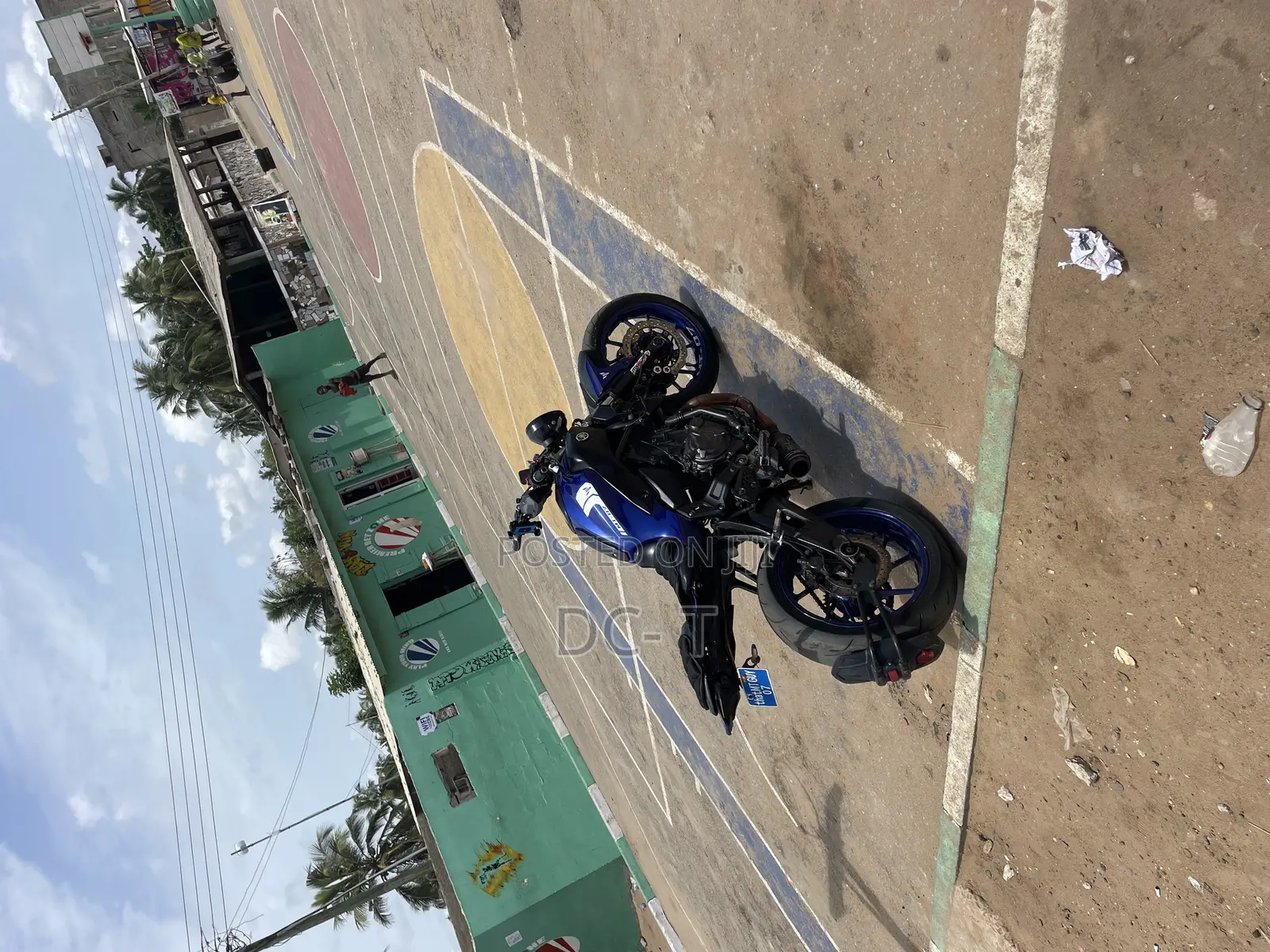 Yamaha 2017 Blue