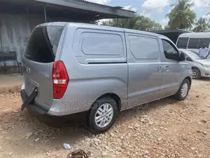 Hyundai Starex 2020 Grey