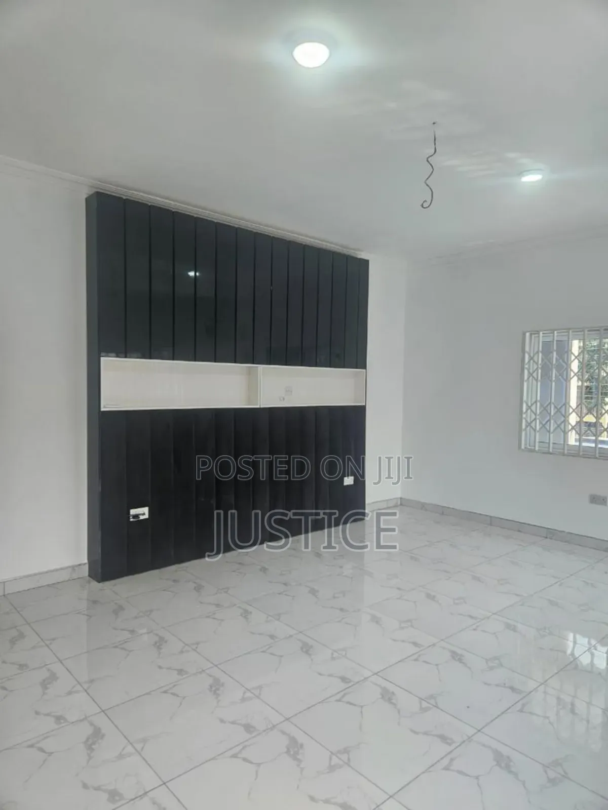 3bdrm House in Roman Ridge, Shopping Arcade Area for rent