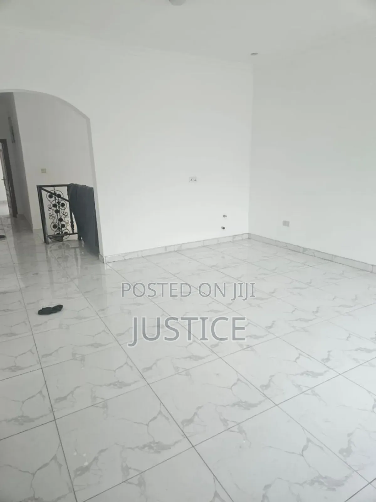 3bdrm House in Roman Ridge, Shopping Arcade Area for rent