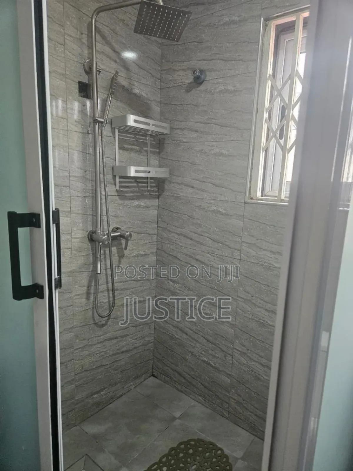 3bdrm House in Roman Ridge, Shopping Arcade Area for rent