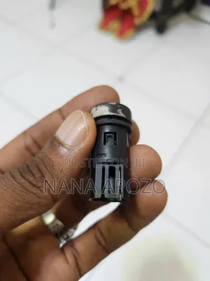 Camaro 2010 - 2015 Trunk Switch