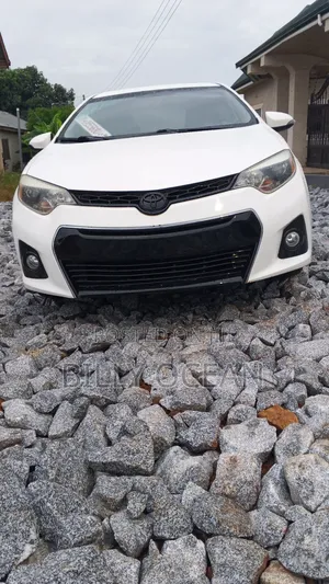 Toyota Corolla 2016 White