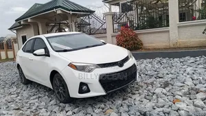 Toyota Corolla 2016 White