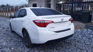 Toyota Corolla 2016 White