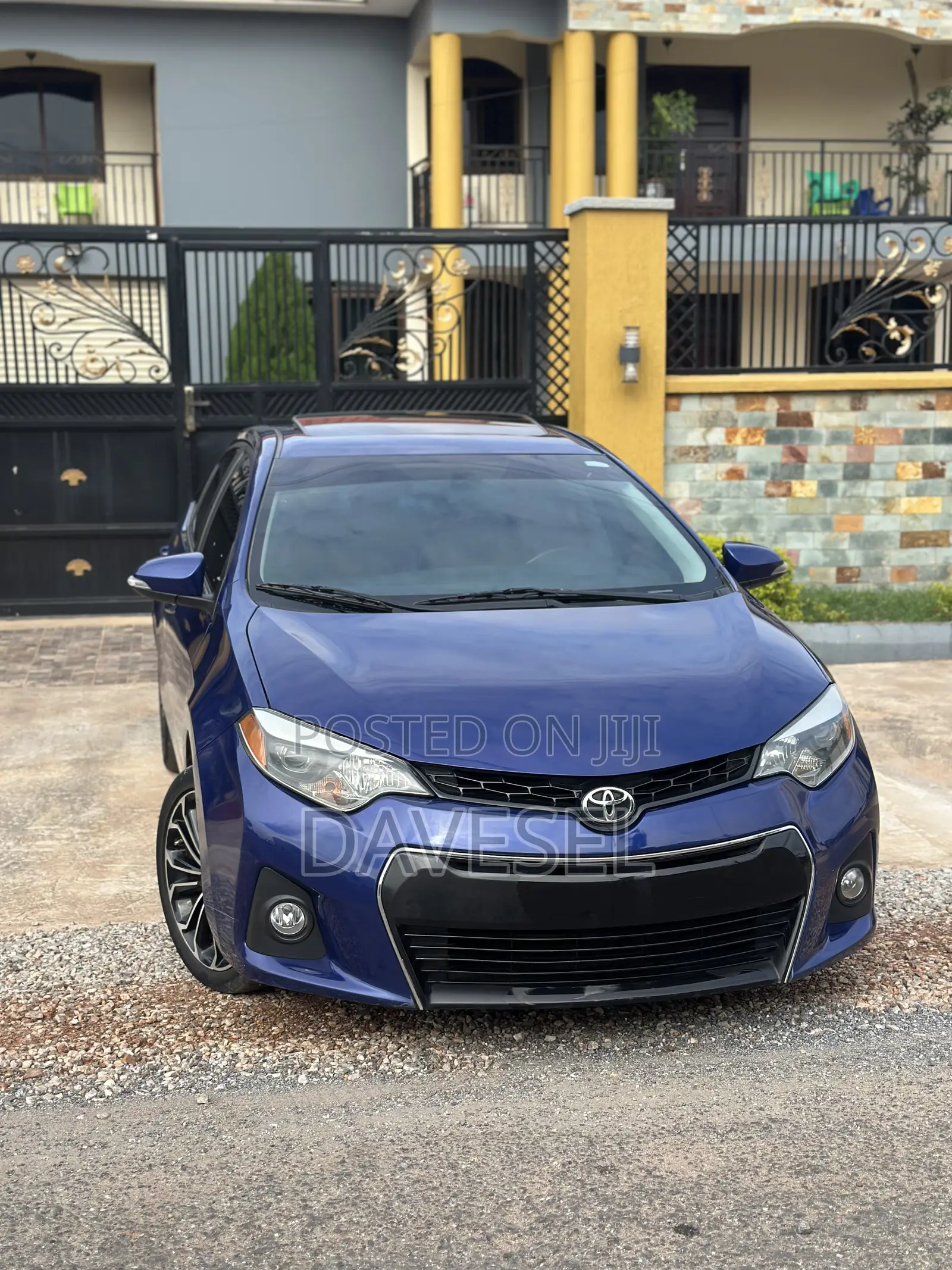 Toyota Corolla 2016 Blue