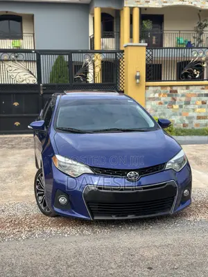 Toyota Corolla 2016 Blue