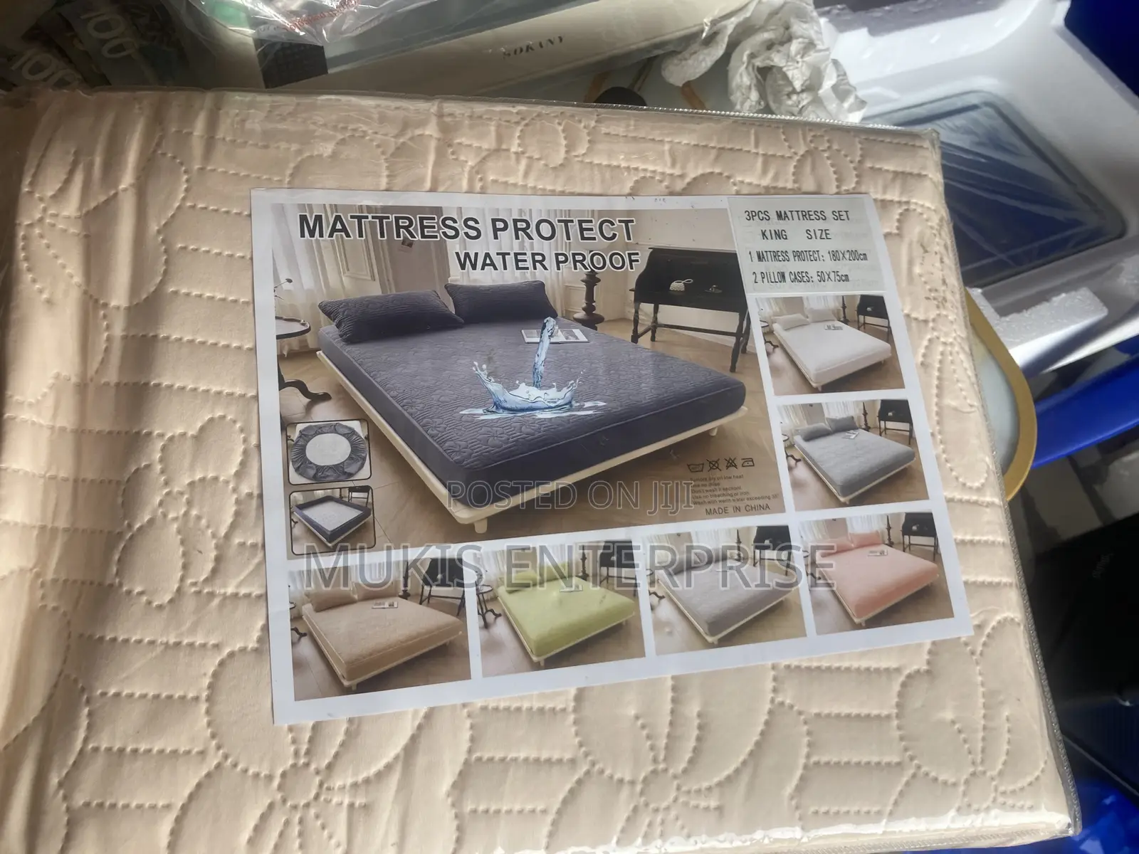 Waterproof Bedspread With Pillow Covers/K Size