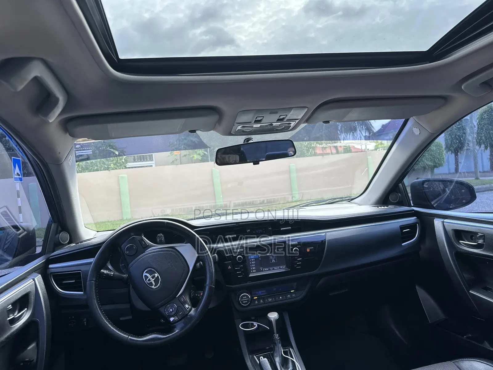 Toyota Corolla 2016 Blue
