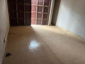 5bdrm House in Tantra Hills, Ola Achool Area for rent