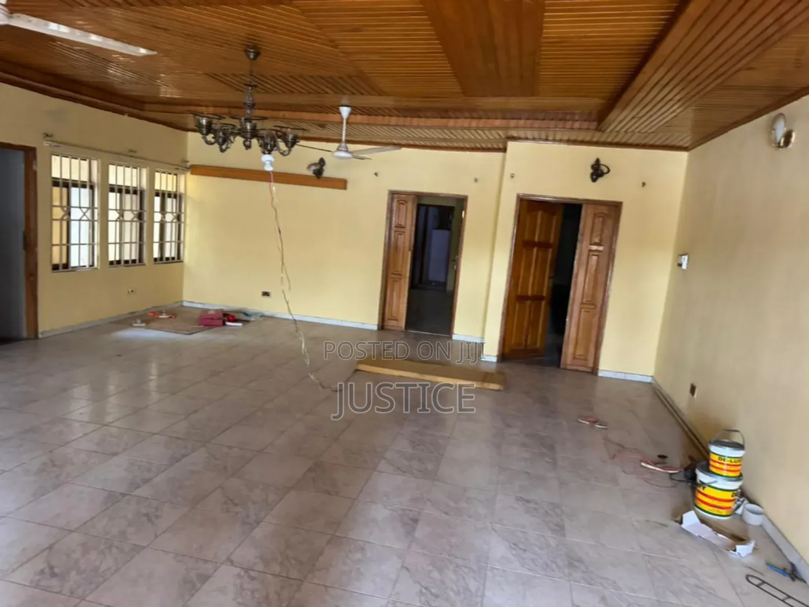 5bdrm House in Tantra Hills, Ola Achool Area for rent