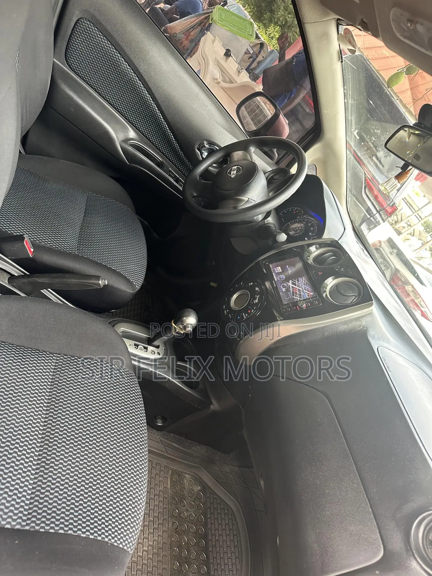 Nissan Note 1.2 Petrol 2014 Pink