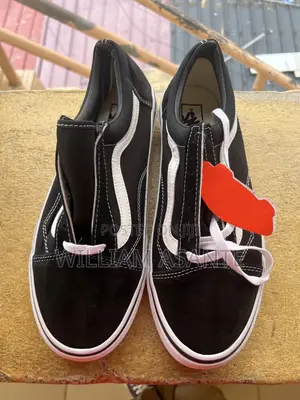 Vans Off the Wall Sneakers