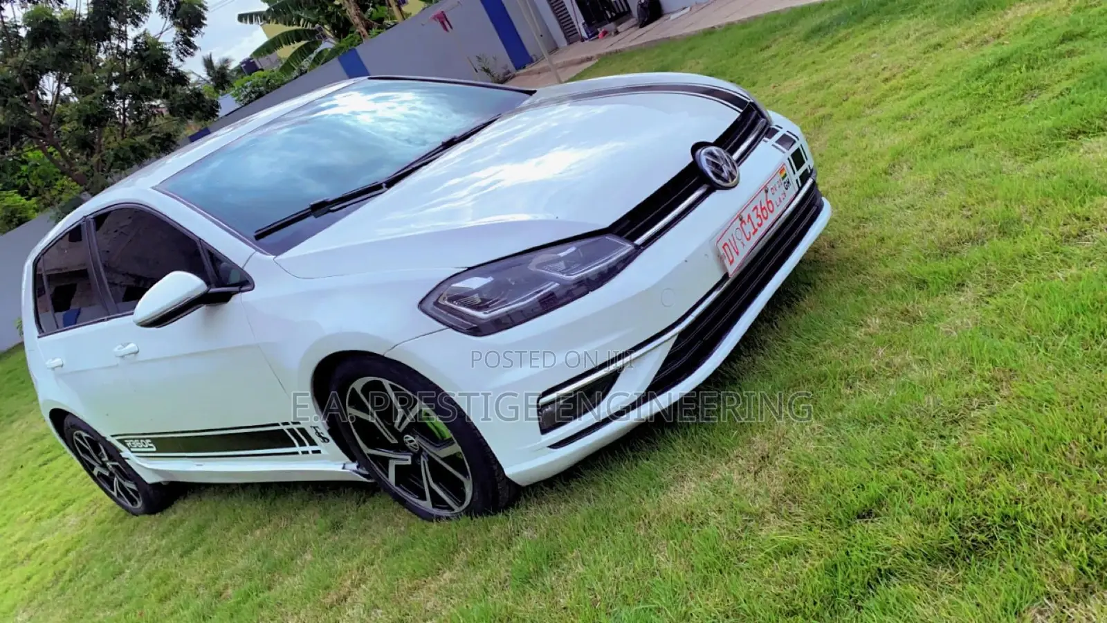 Volkswagen Golf 2018 White