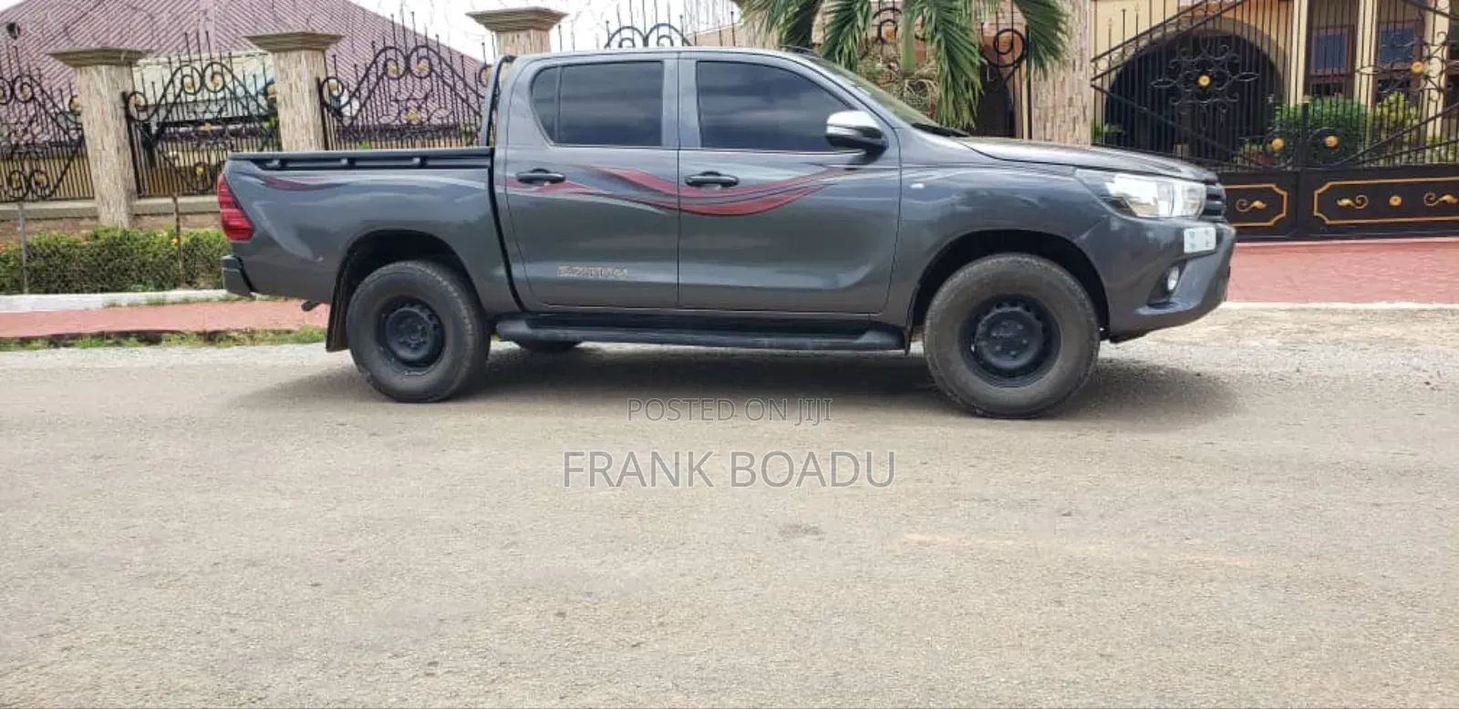 Toyota Hilux 2021 Matt Black