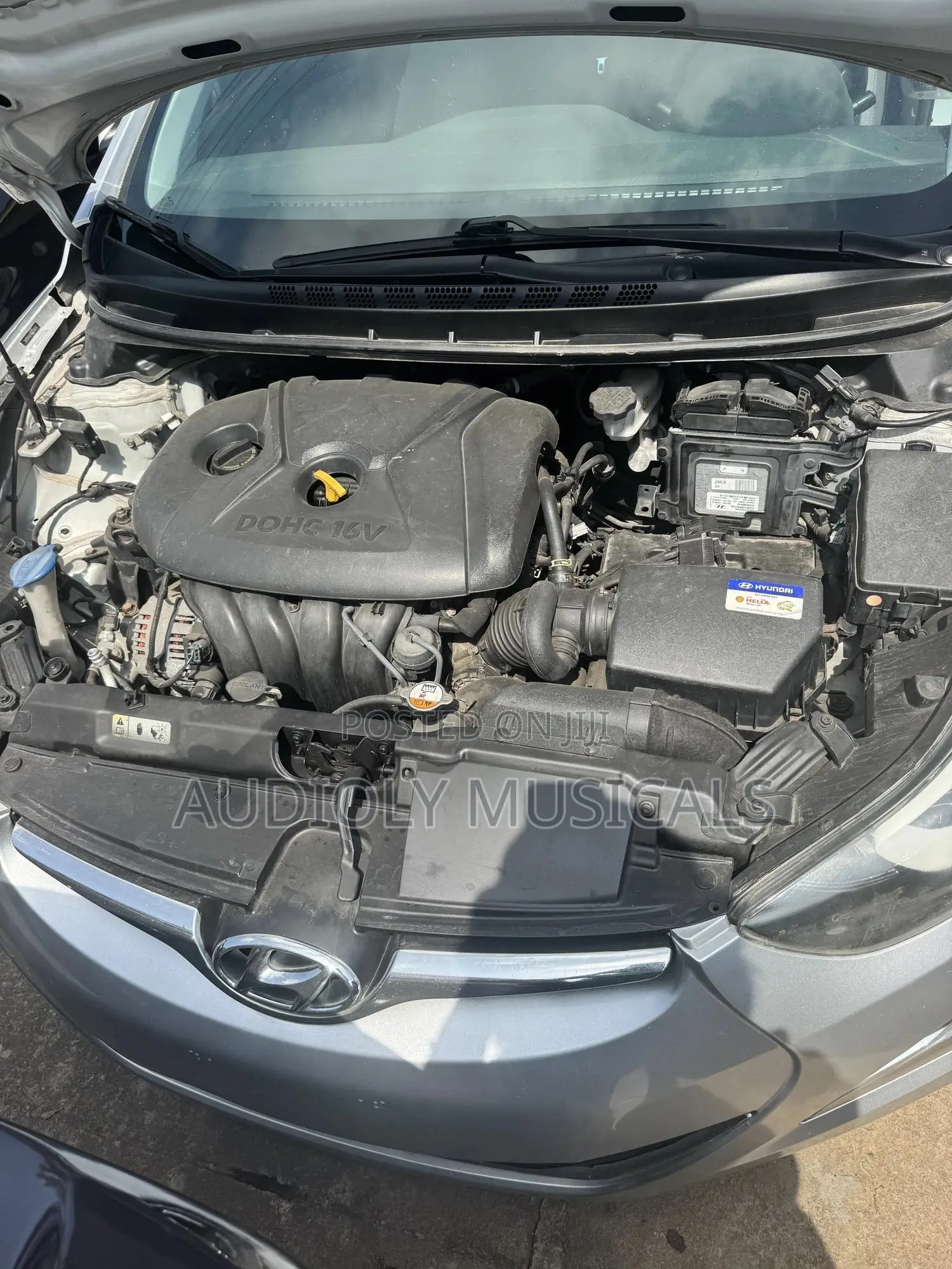 Hyundai Elantra 2016 Silver