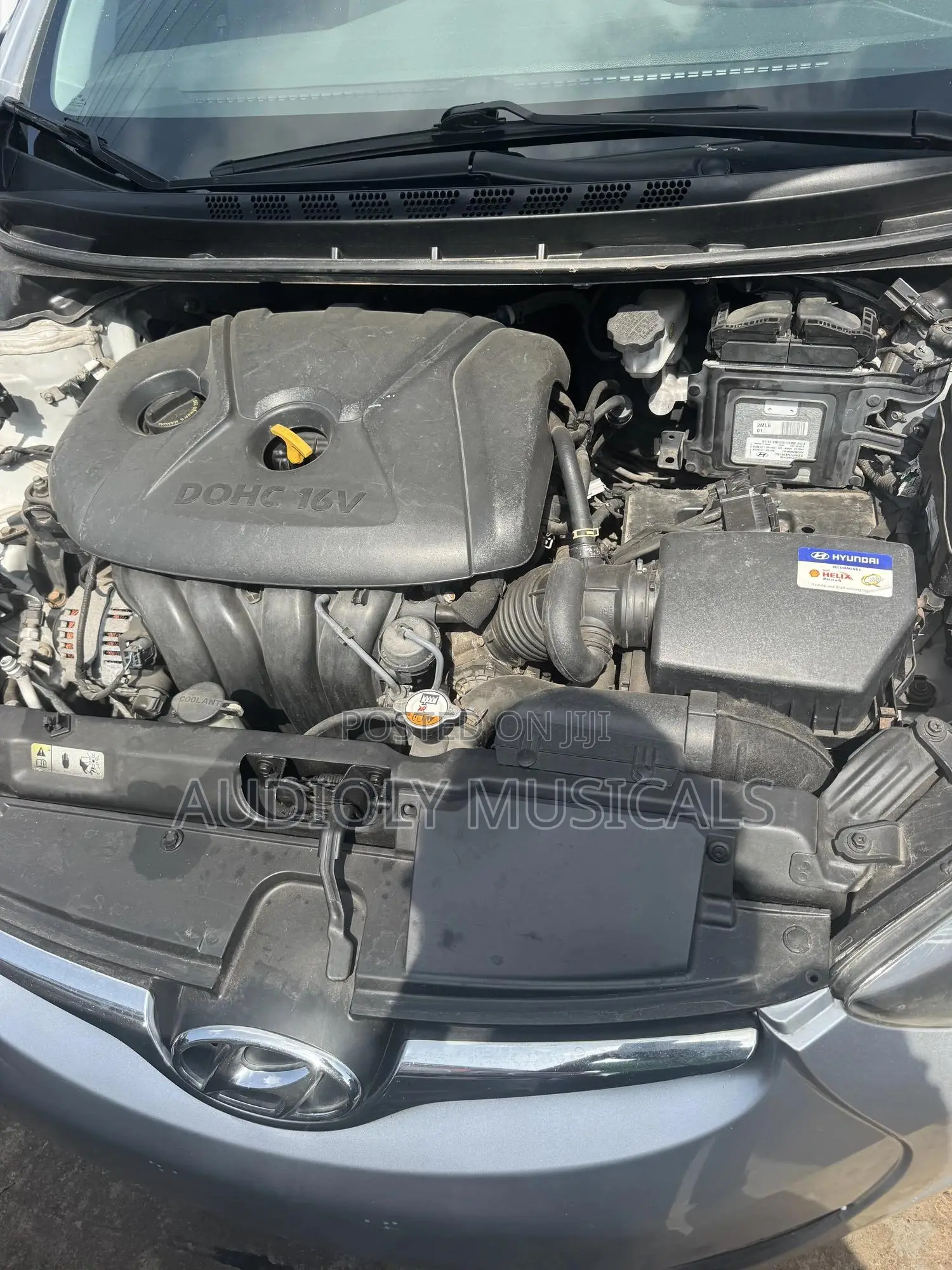 Hyundai Elantra 2016 Silver