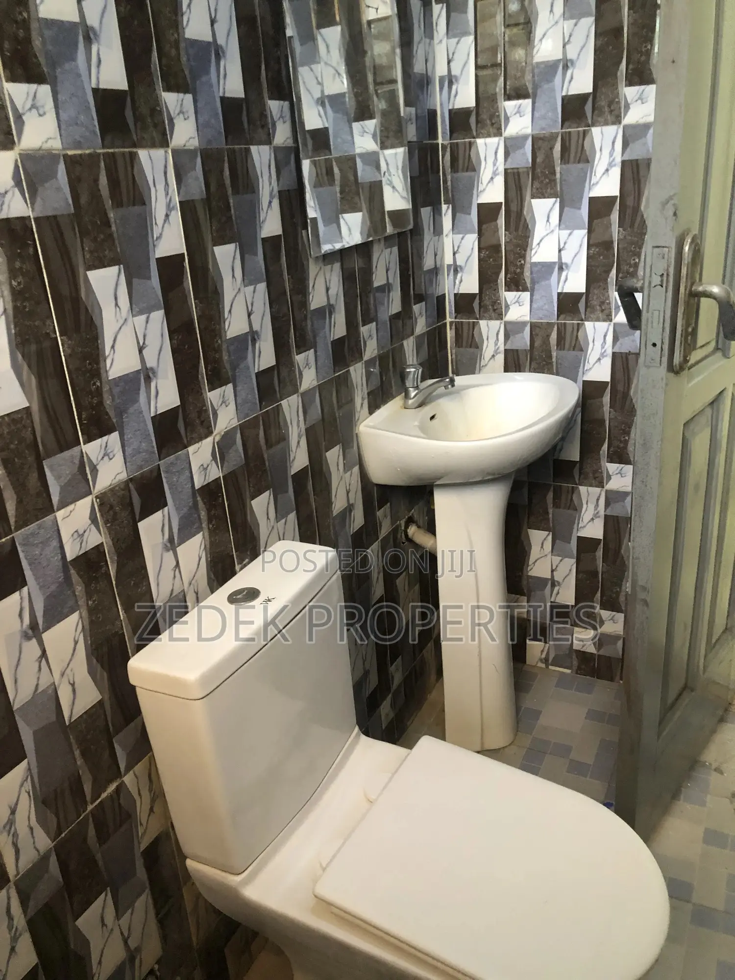 1bdrm Apartment in Kwabenya Acp, Ashomang Estate for rent