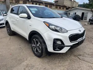 Kia Sportage 2021 White