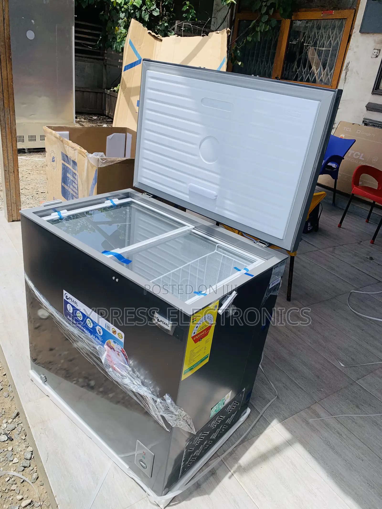 PCF-2620-13m—- Pearl Chest Freezer Single Door 199l