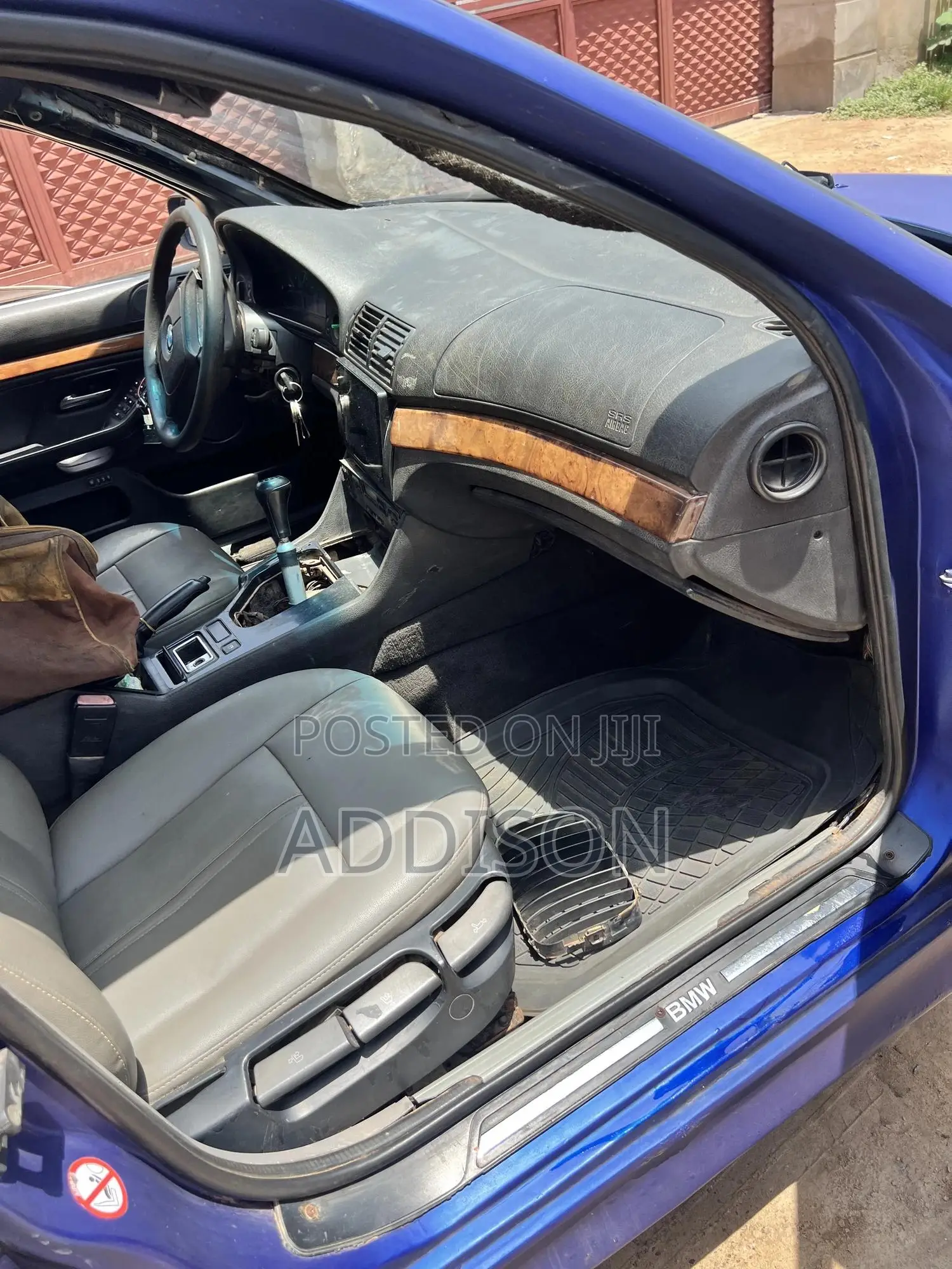 BMW 5 Series 528i 2000 Blue