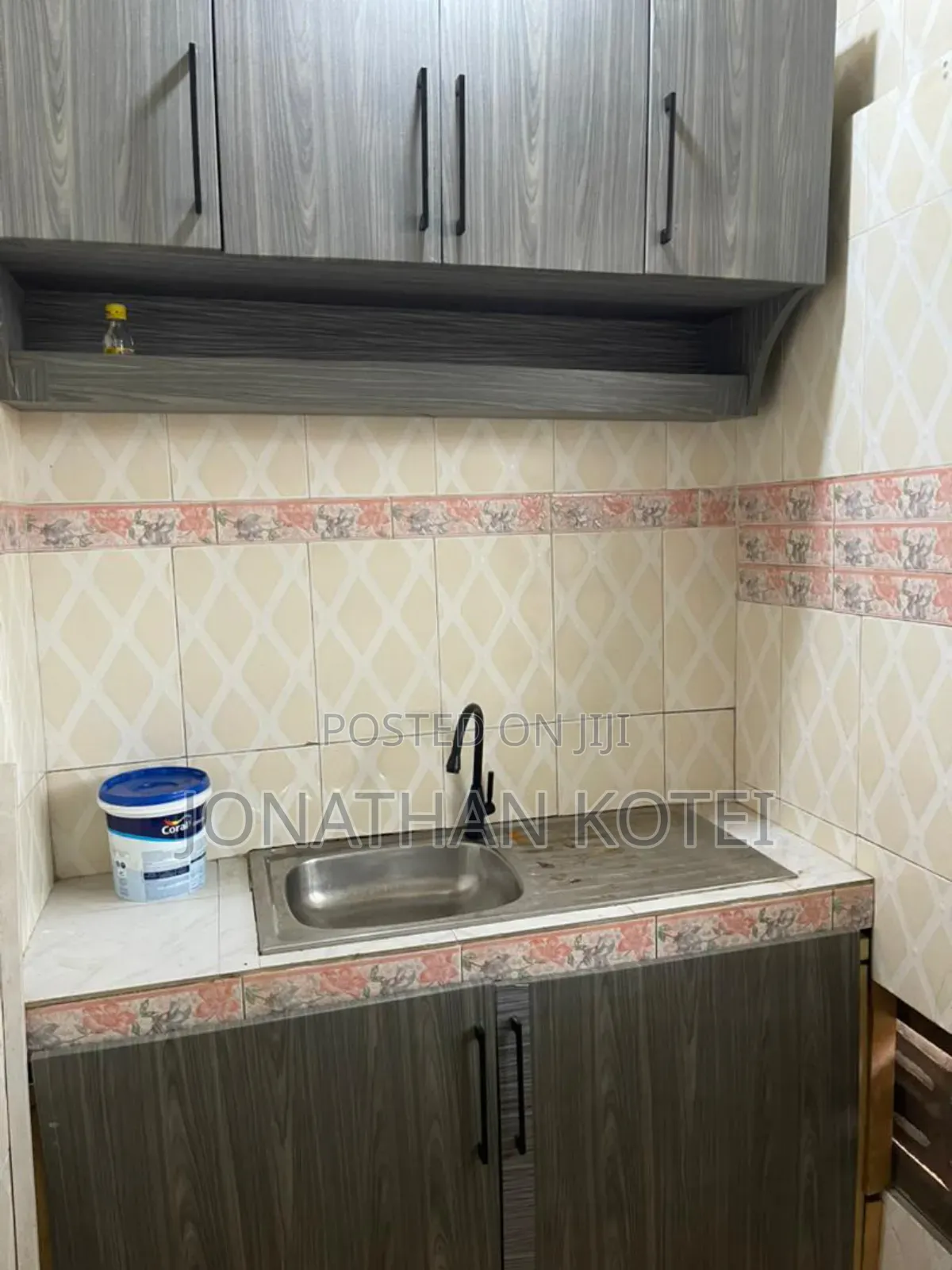 1bdrm Apartment in New Town for rent