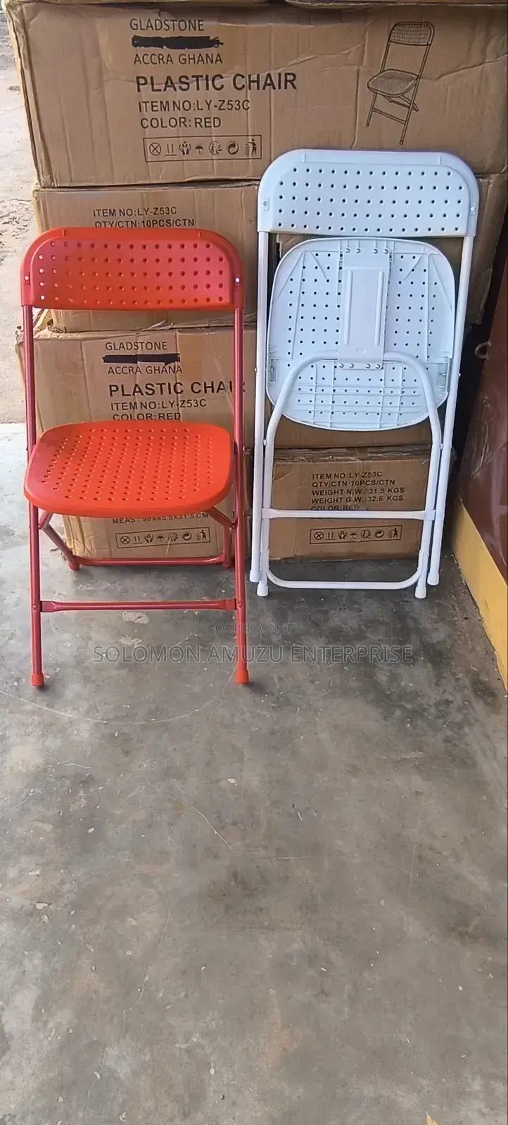 Flat Back Dotted Chair