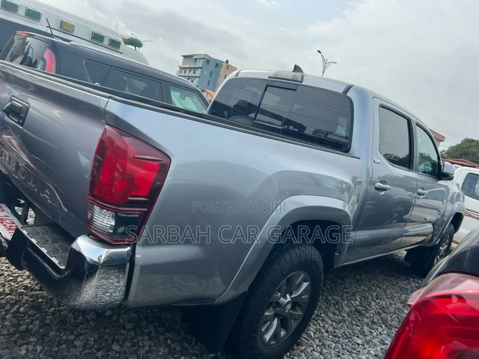 Toyota Tacoma SR 2018 Gray