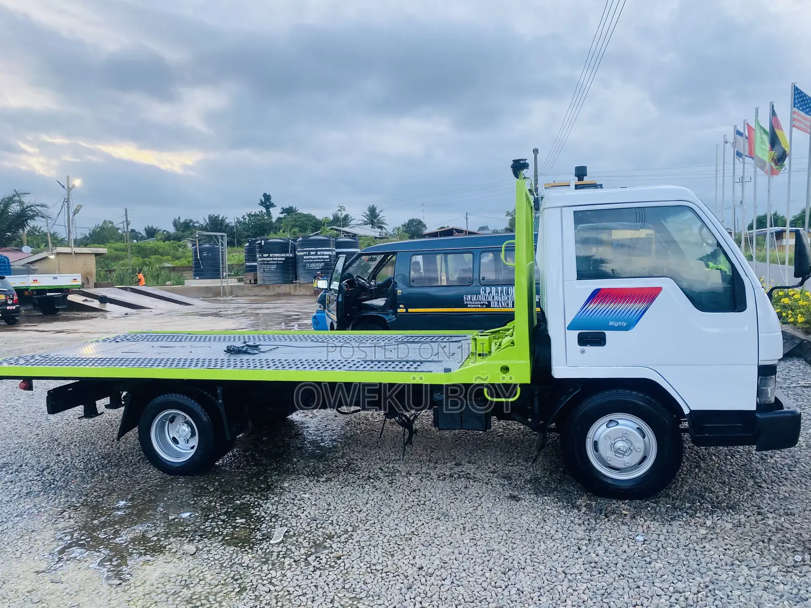 Hyundai Mighty 1