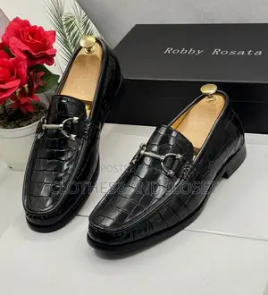 Black Crocodile Patterned Loafers