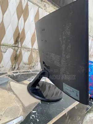 27” Curved Samsung Monitor