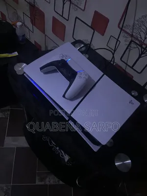 Slightly Used Ps5(14games) Comes With Box