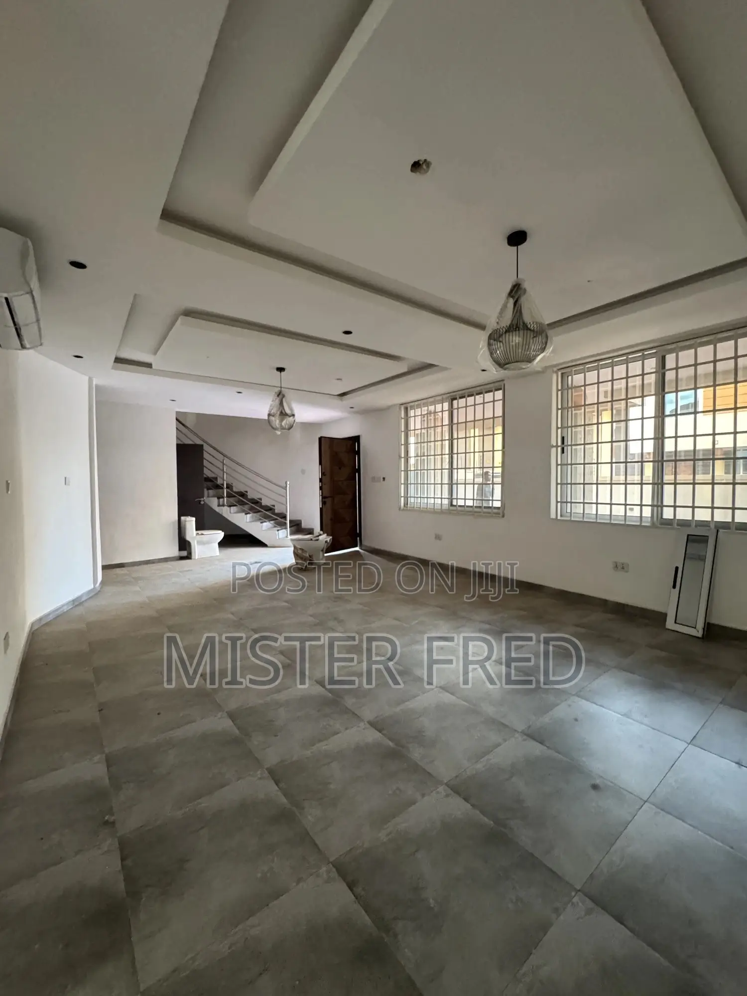 4bdrm House in Pokuase Ablekuma Rd for sale