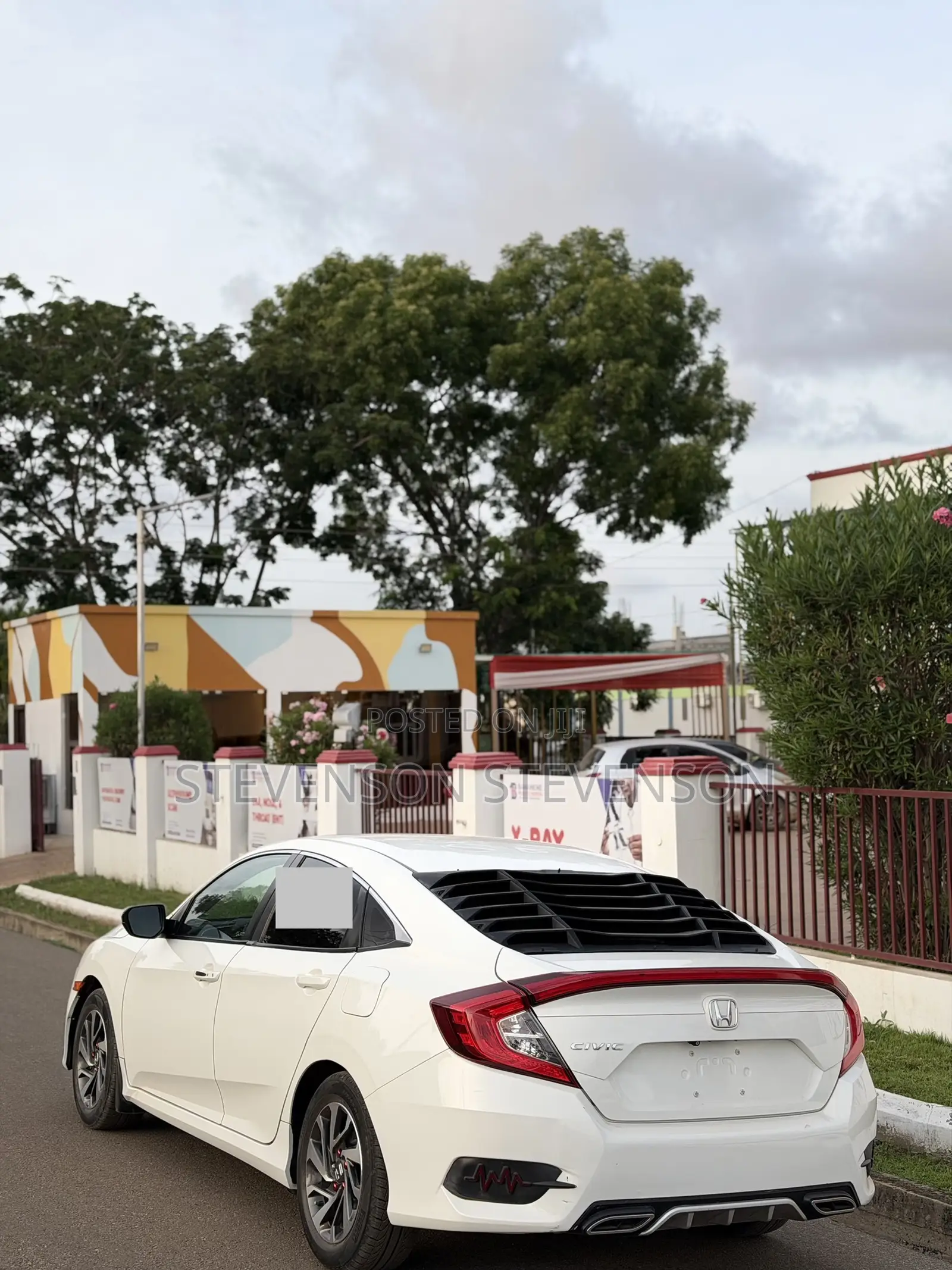 Honda Civic Sport 4dr Hatchback (1.5L 4cyl) 2017 White