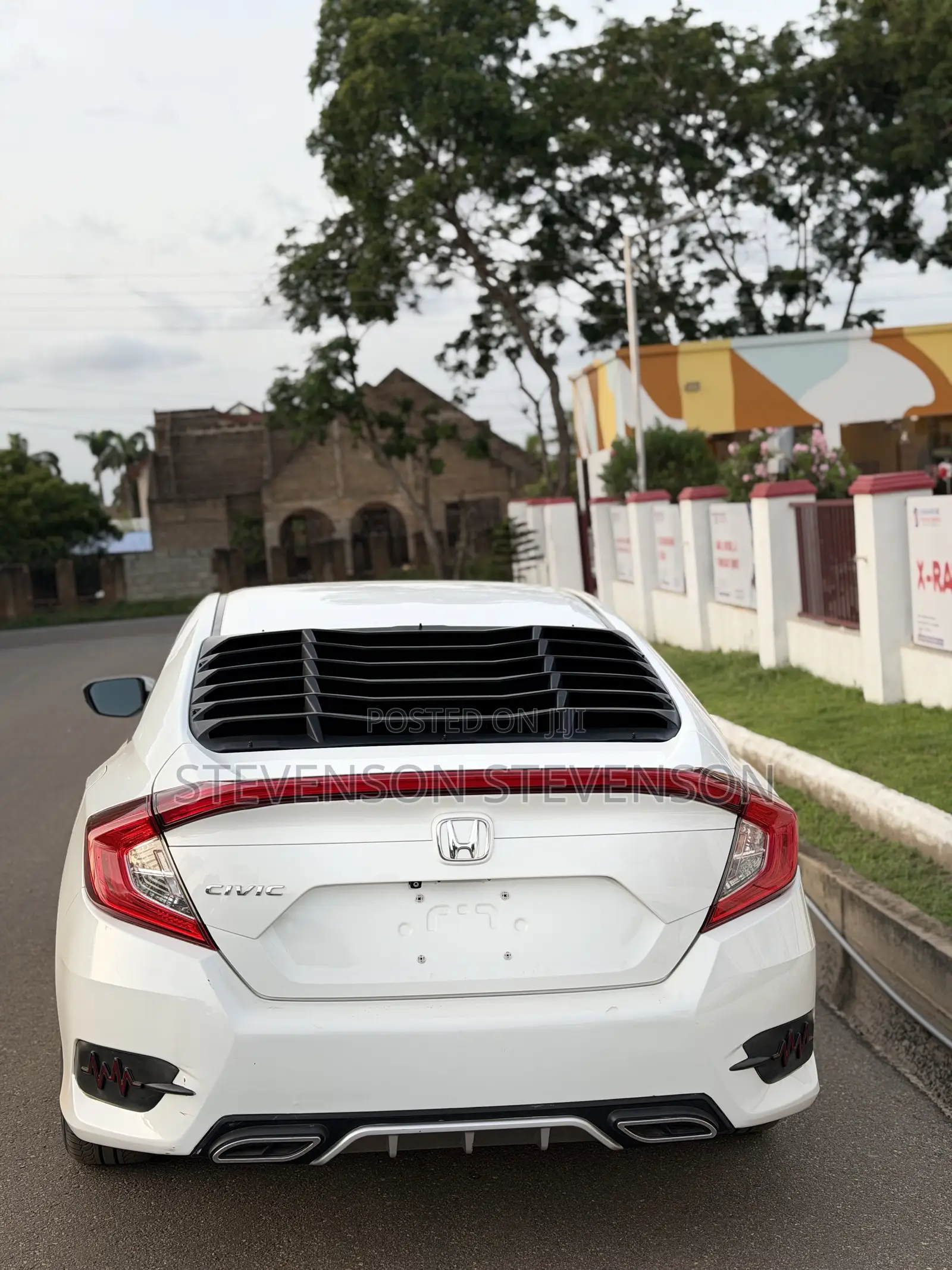 Honda Civic Sport 4dr Hatchback (1.5L 4cyl) 2017 White