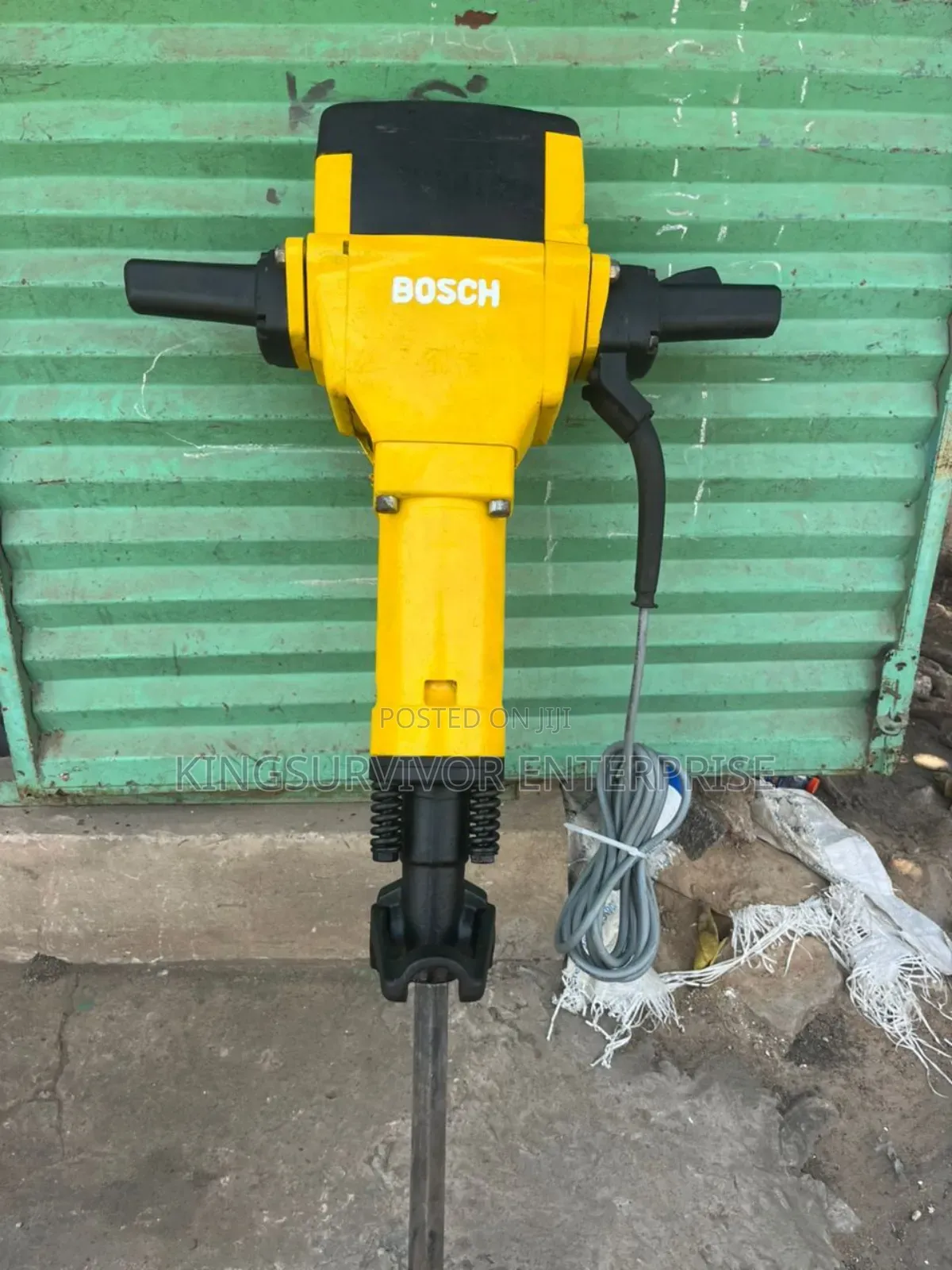 Bosch 110v Jack Hammer/ Concrete Breaker