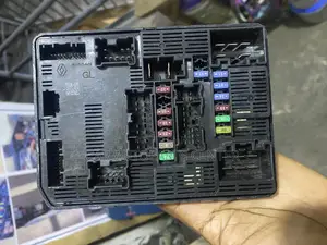 Nissan Rogue 2021-22 Engine Fusebox