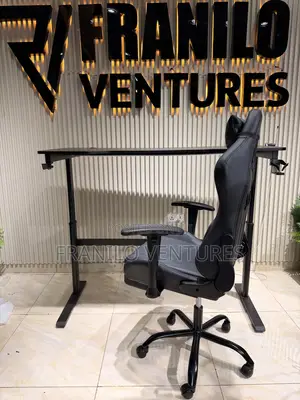 Standing/ Adjustable Gaming Desk (1.4m)