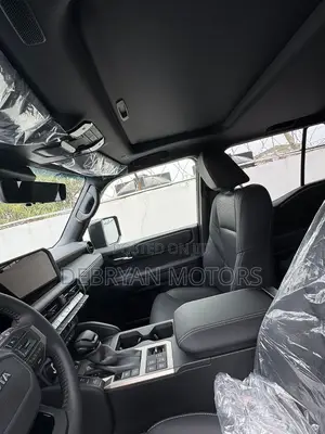 New Toyota Land Cruiser Prado 2.4 Petrol 2025 Black