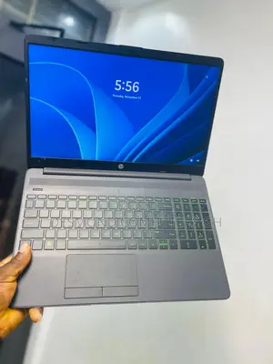 Laptop HP 250 G8 8GB Intel Core i3 HDD 1T